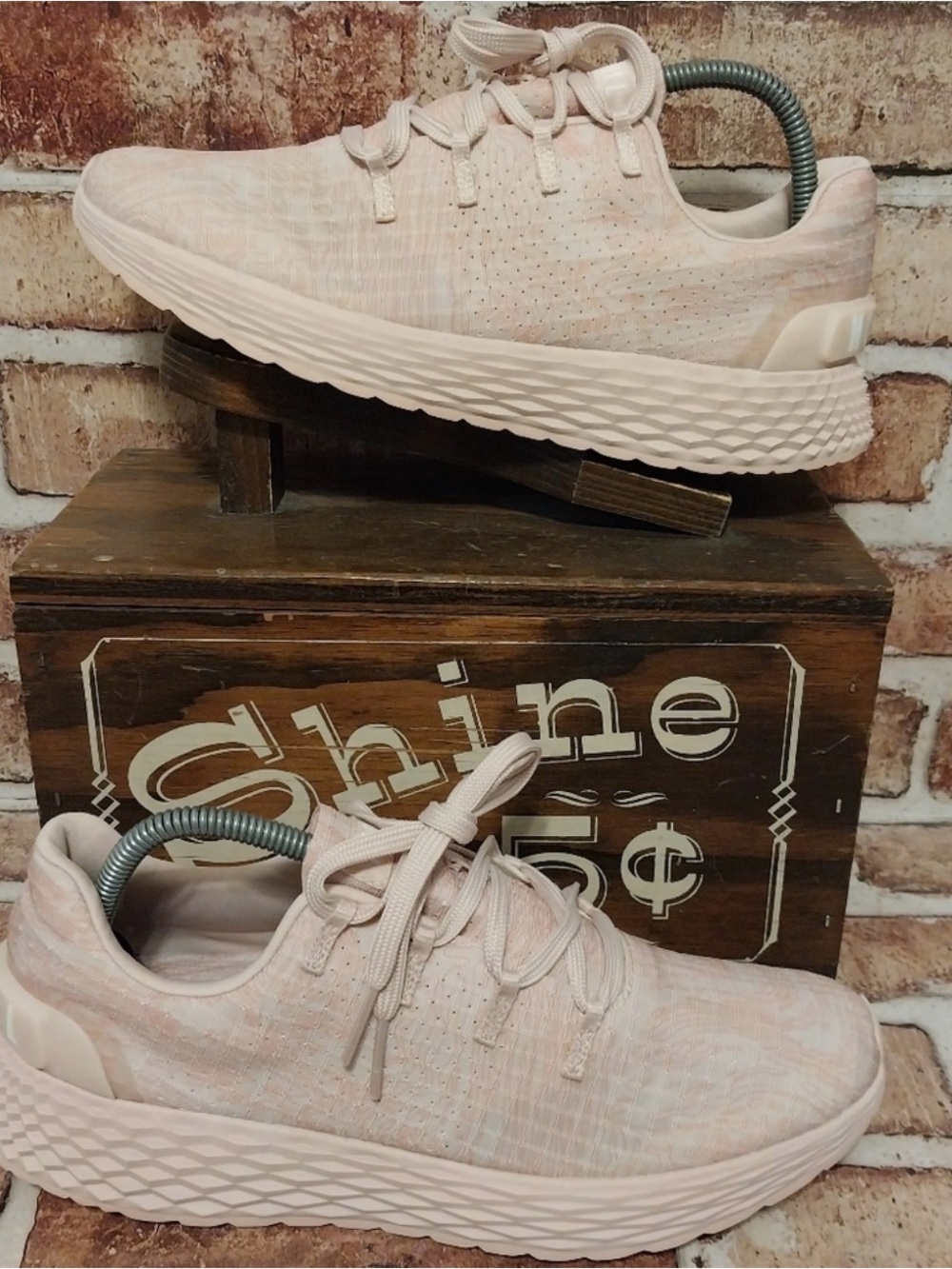 No bull Rip stop trainers “misty rose” woman’s 9.5